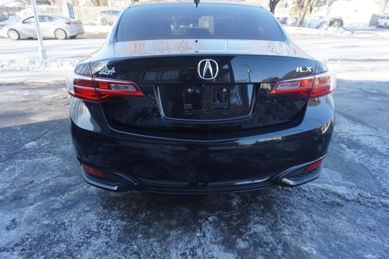 2017 Acura ILX Automatic with Technology Package fully loaded Image principale