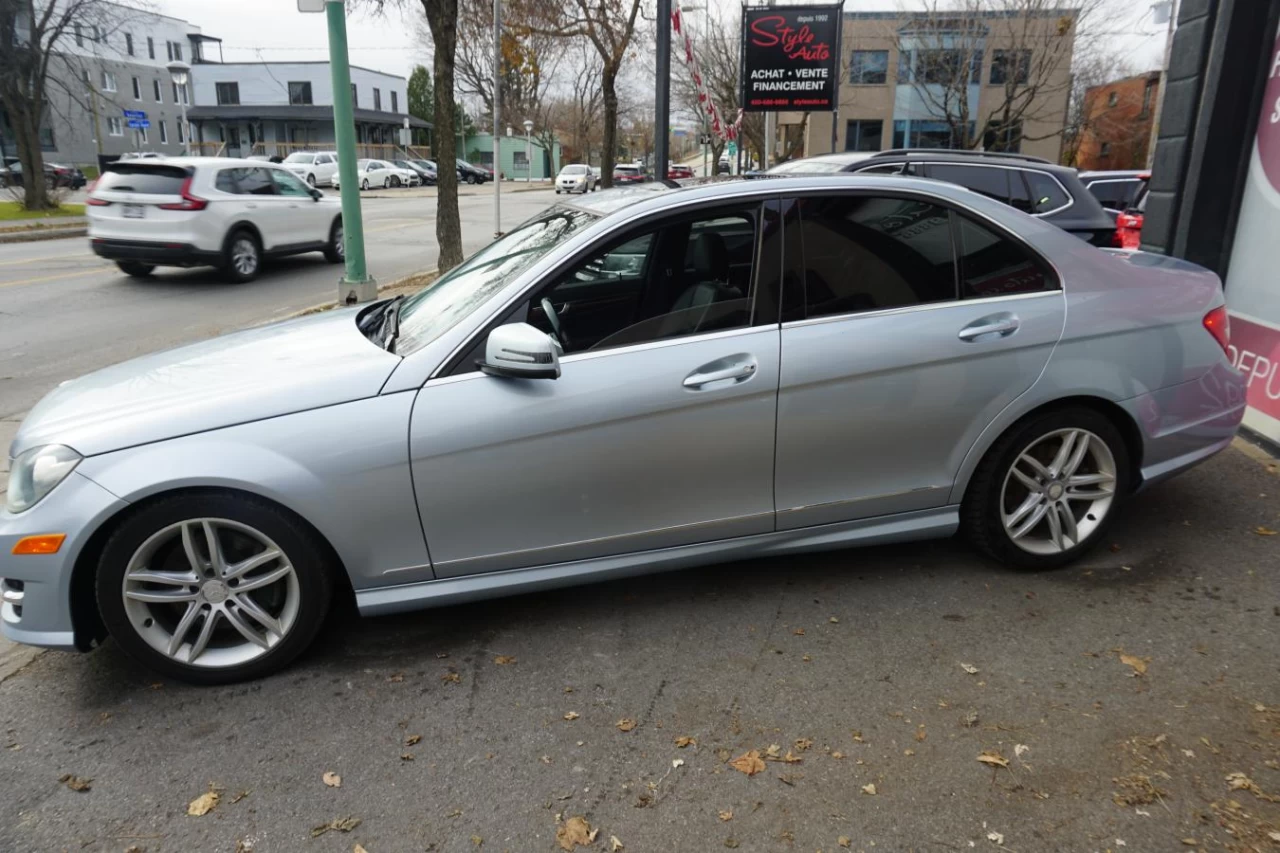 2013 Mercedes-Benz C300 C 300 4MATIC Leather Roof Main Image