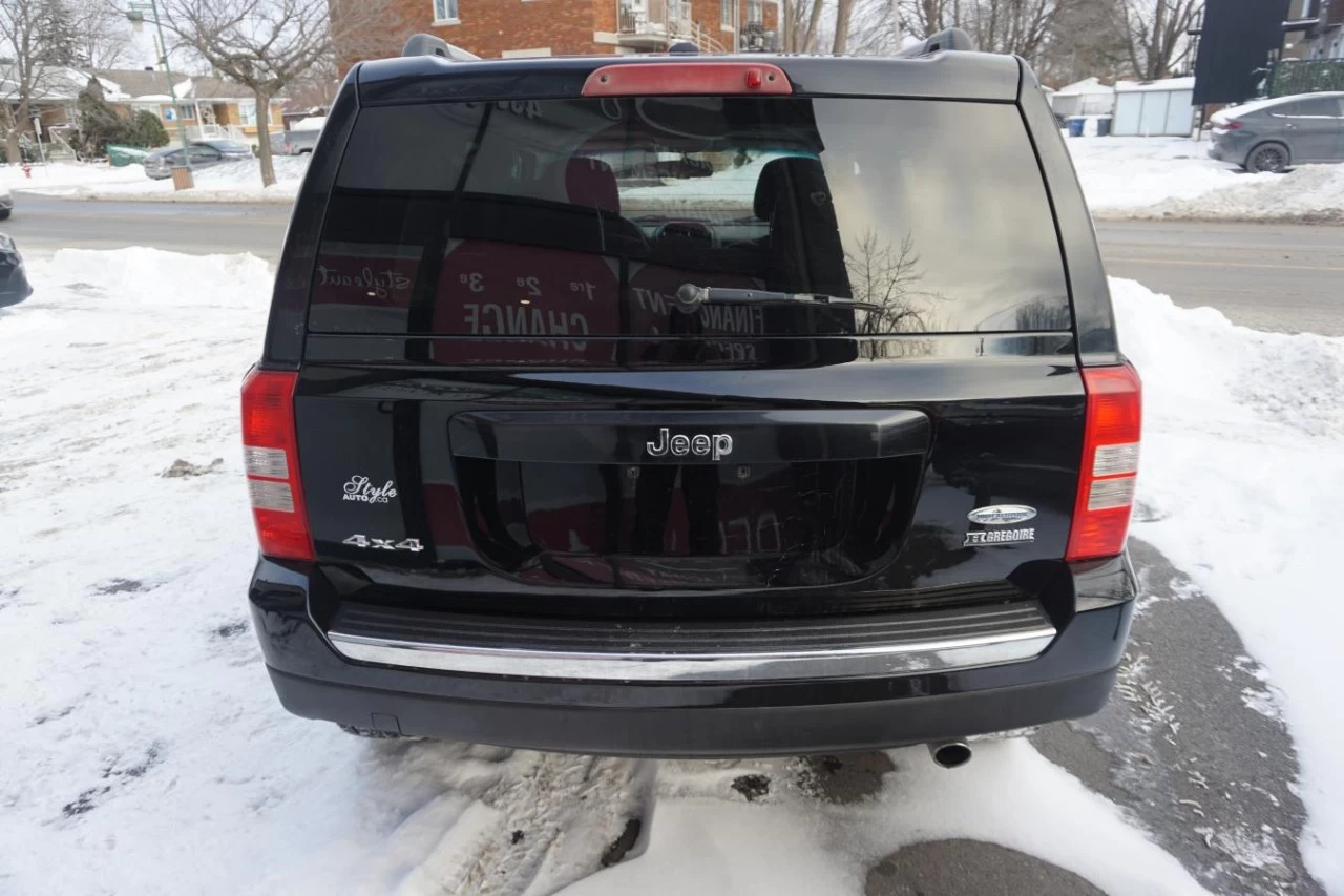 2016 Jeep Patriot 4WD High ALTITUDE LEATHER ROOF Image principale