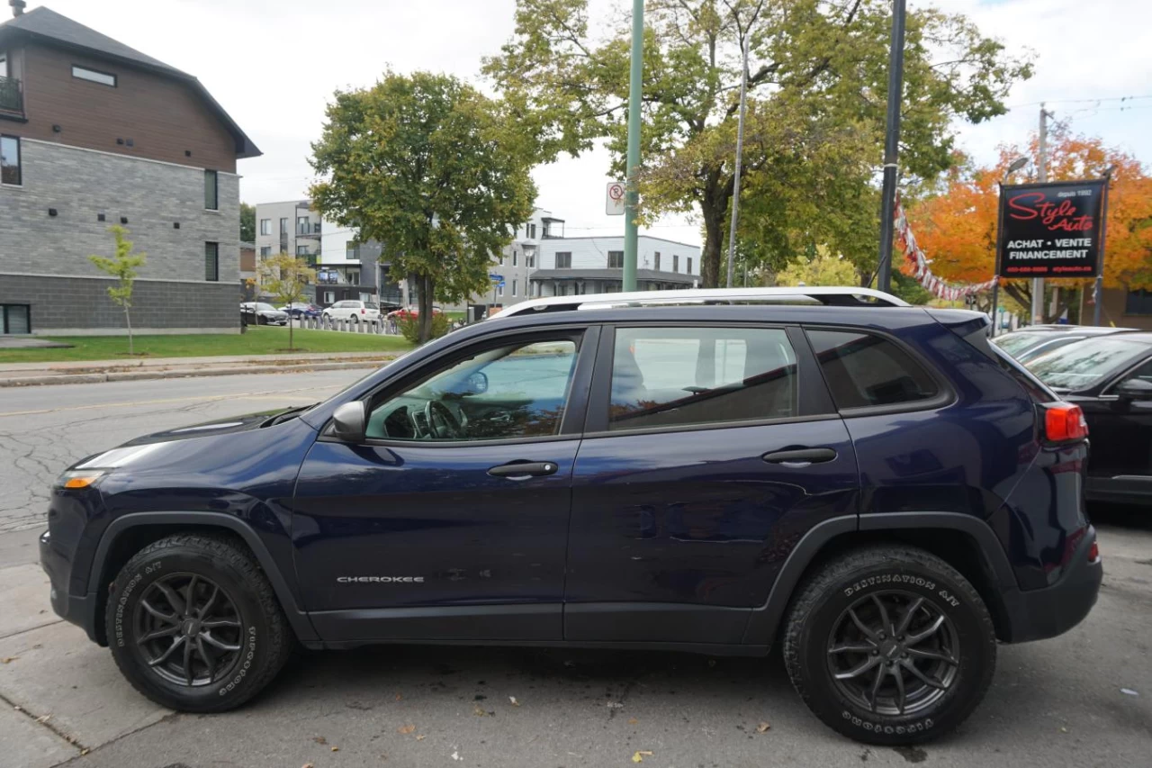 2015 Jeep Cherokee 4WD SPORT FULLY LOADED CAMERA Image principale