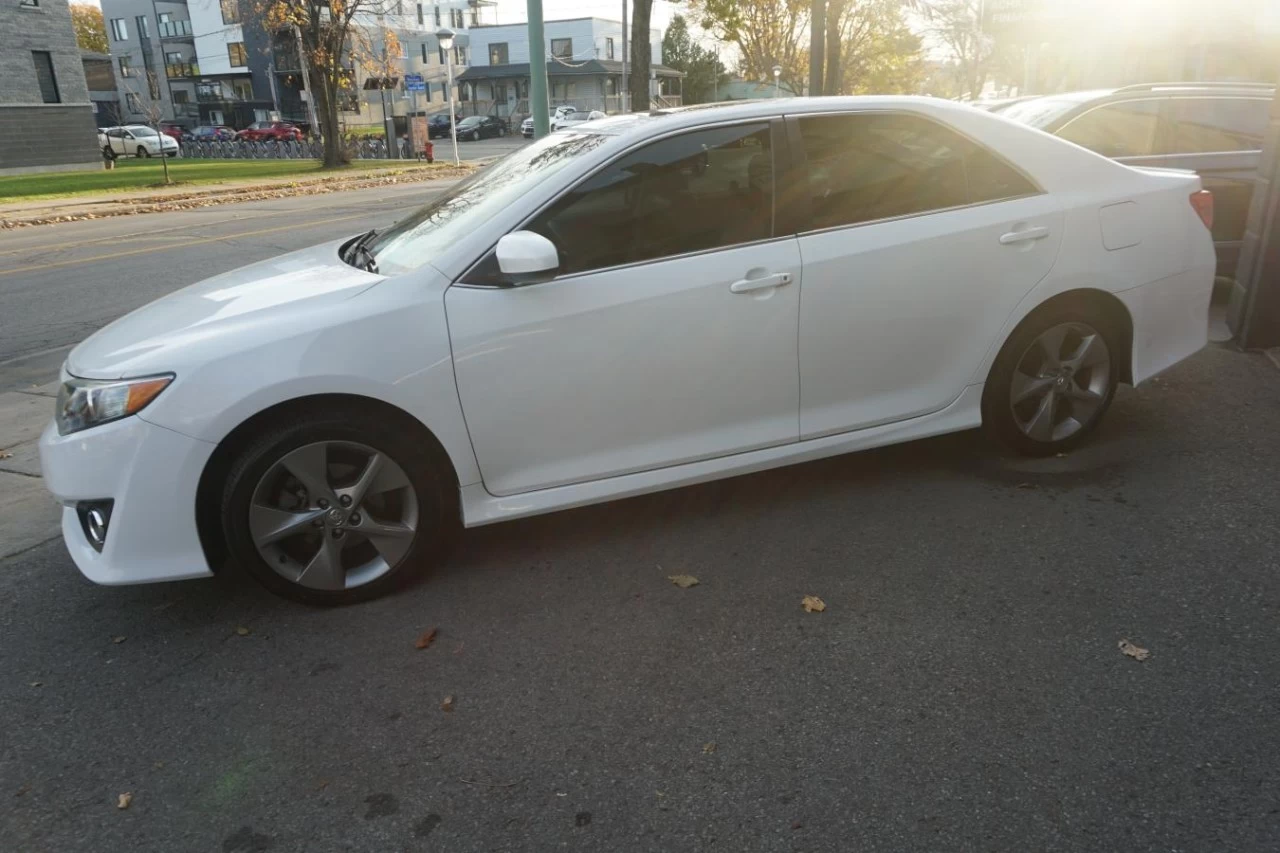 2012 Toyota Camry V6 Auto SE Leather Roof Cam Nav Image principale