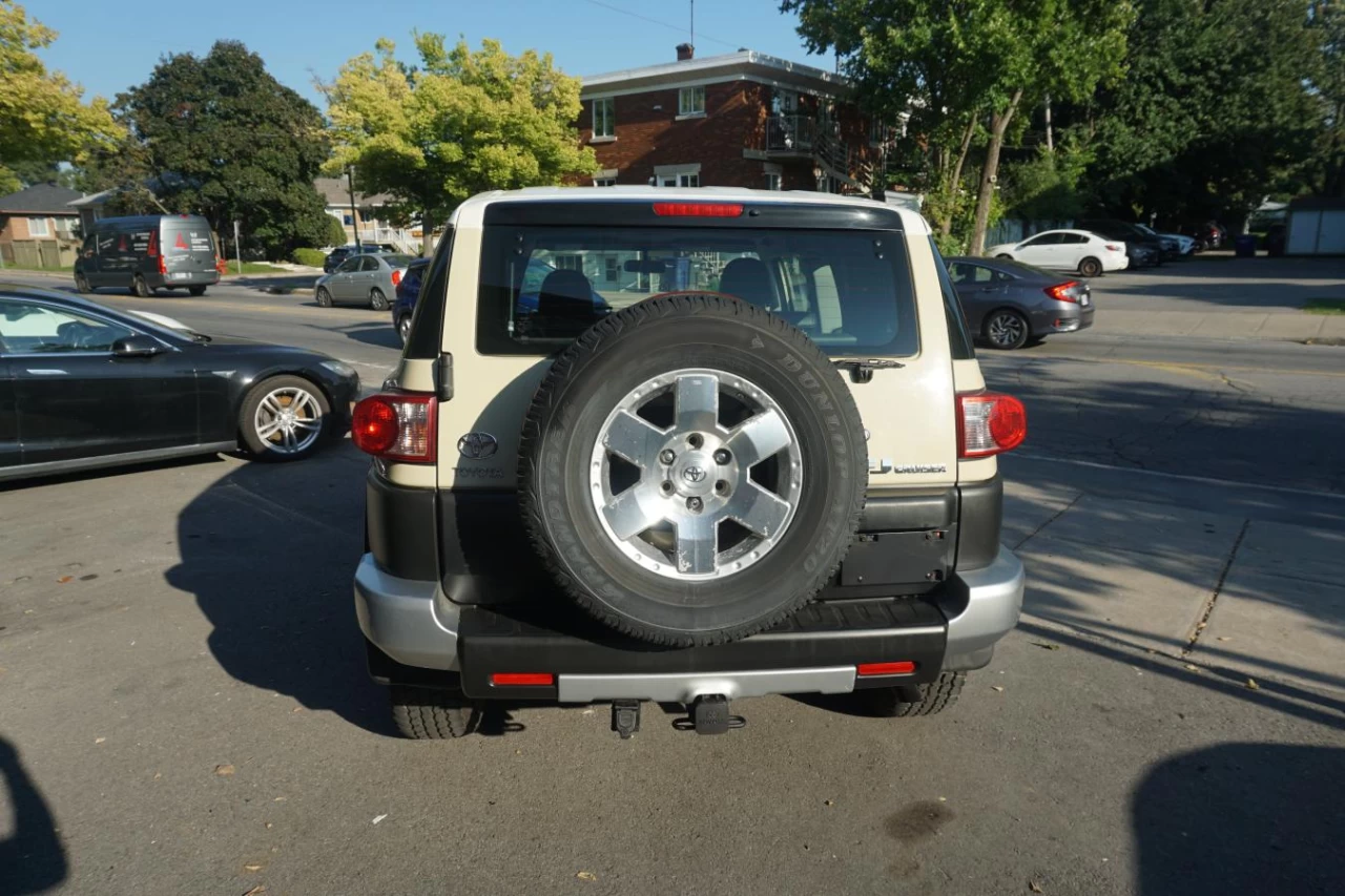 2010 Toyota FJ Cruiser 4WD 4.0 LitresTout ÉquipÉ Main Image