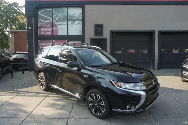 Mitsubishi Outlander PHEV SE S-AWC HYBRID LEATHER SUN ROOF CAMERA 2018