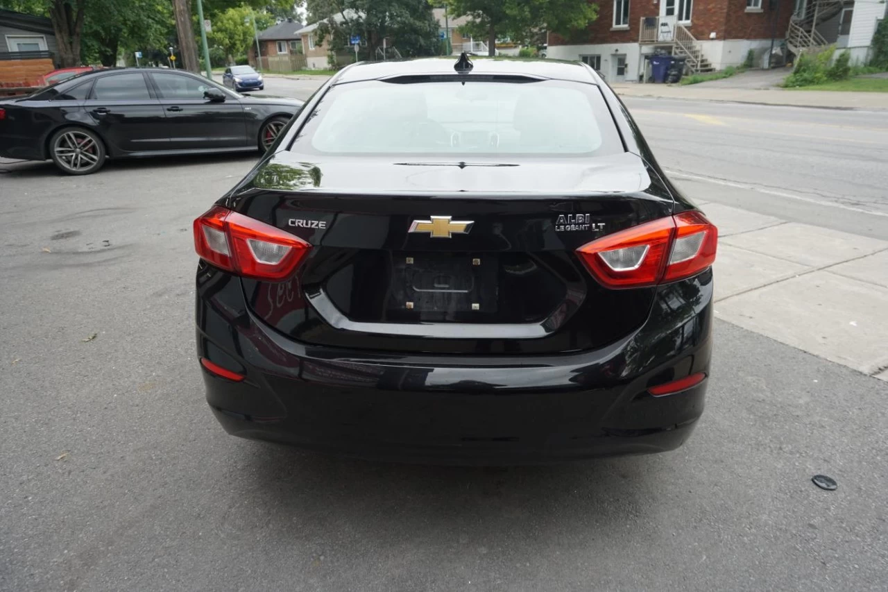 2018 Chevrolet Cruze LT 1.4 Liters (Automatic) Fully Loaded Image principale