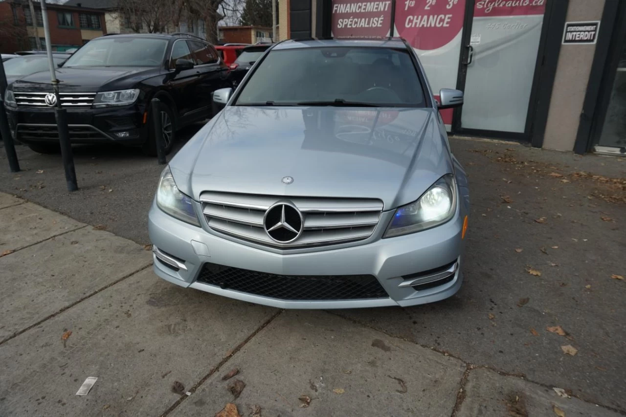 2013 Mercedes-Benz C300 C 300 4MATIC Leather Roof Image principale