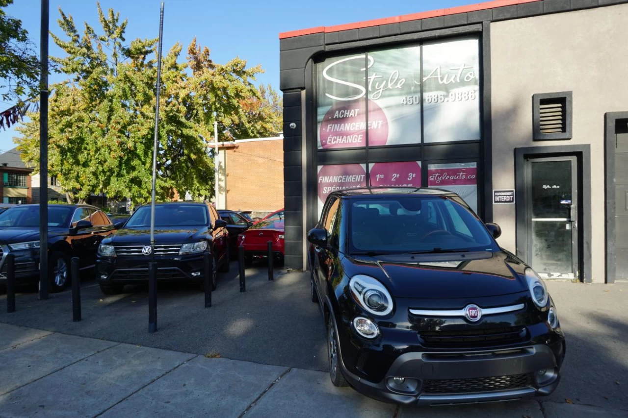 2014 Fiat 500L Trekking hatchback Aut fully loaded roof pano Image principale