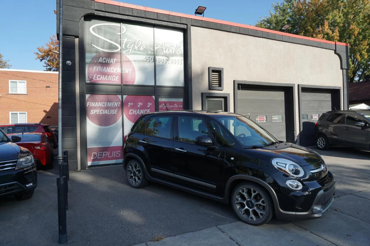 2014 Fiat 500L Trekking hatchback Aut fully loaded roof pano Image principale