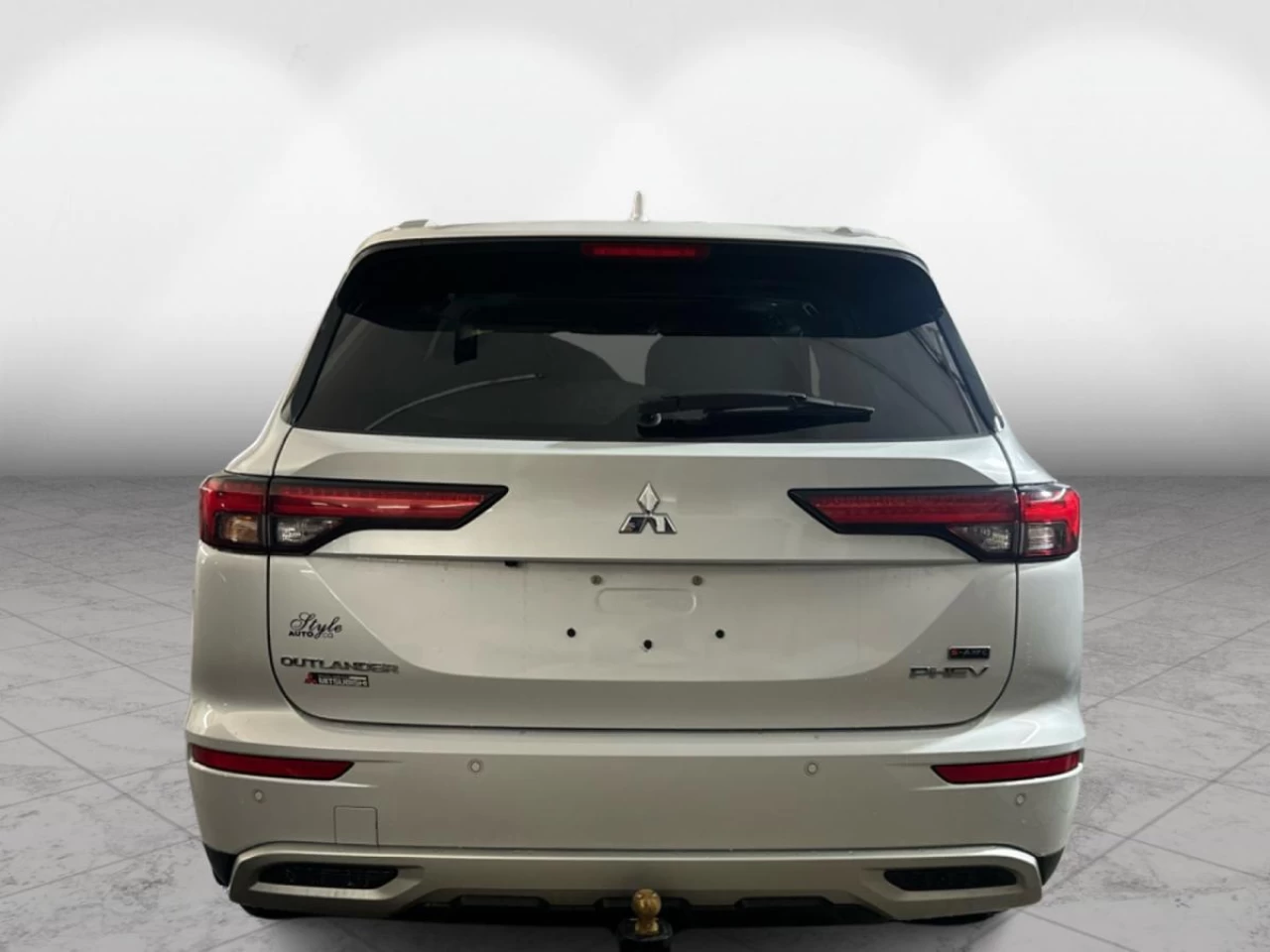 2024 Mitsubishi Outlander PHEV LE S-AWC Main Image