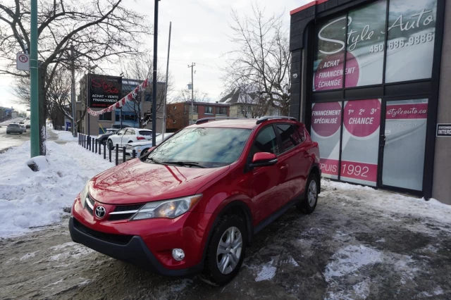 Toyota RAV4 FWD LE TOUT ÉQUIPÉ 2015