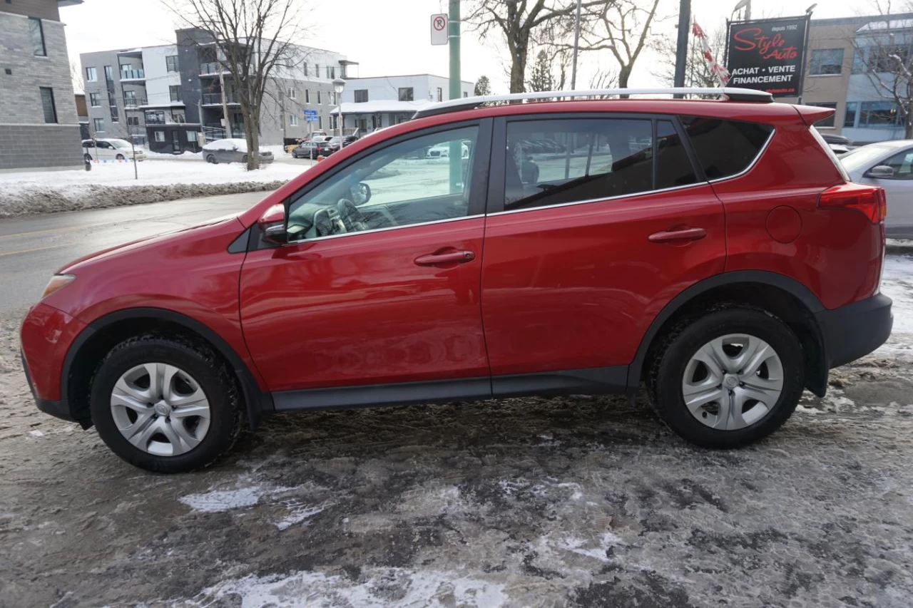 2015 Toyota RAV4 FWD LE TOUT ÉQUIPÉ Image principale