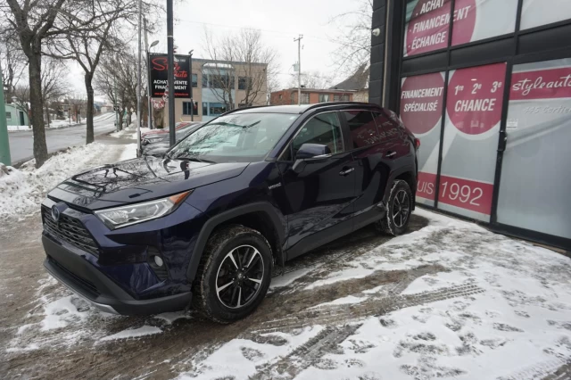 Toyota RAV4 Hybrid Limited AWD 2019