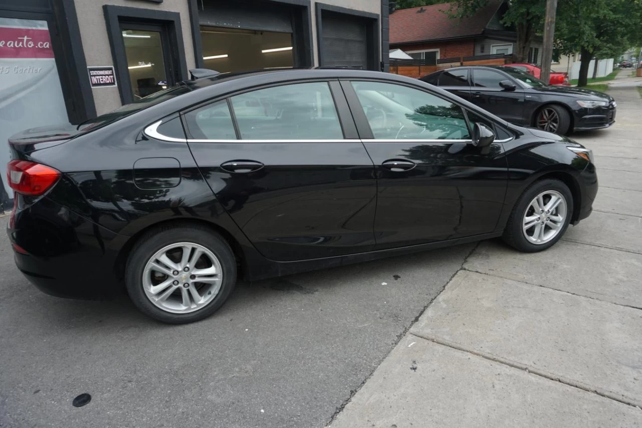 2018 Chevrolet Cruze LT 1.4 Liters (Automatic) Fully Loaded Image principale