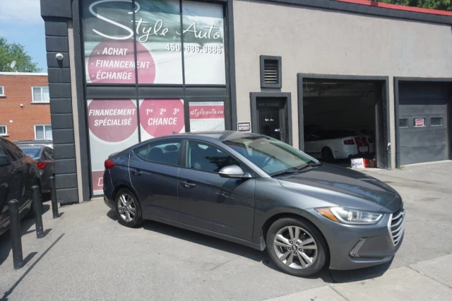 Hyundai Elantra Sdn Auto GL Fully Loaded Cam Mags 2017