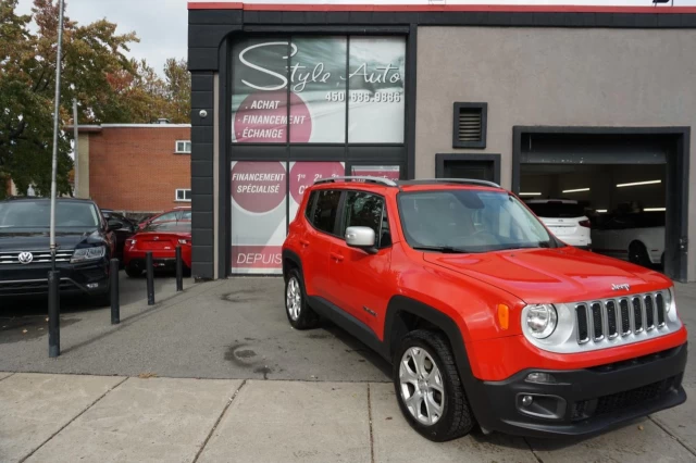 Jeep Renegade 4WD LIMITED FULLY LOADED ROOF CAM NAV 2017