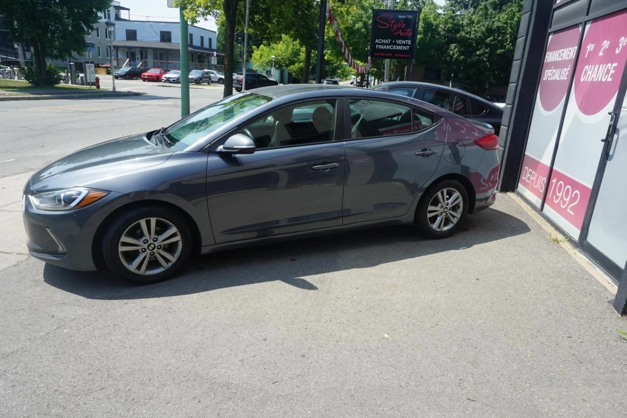 2017 Hyundai Elantra Sdn Auto GL Fully Loaded Cam Mags Main Image