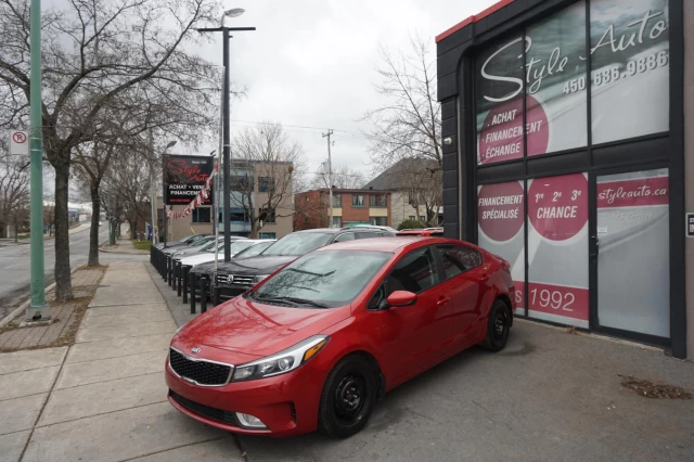 Kia Forte Auto LX Fully Loaded Camera 2017