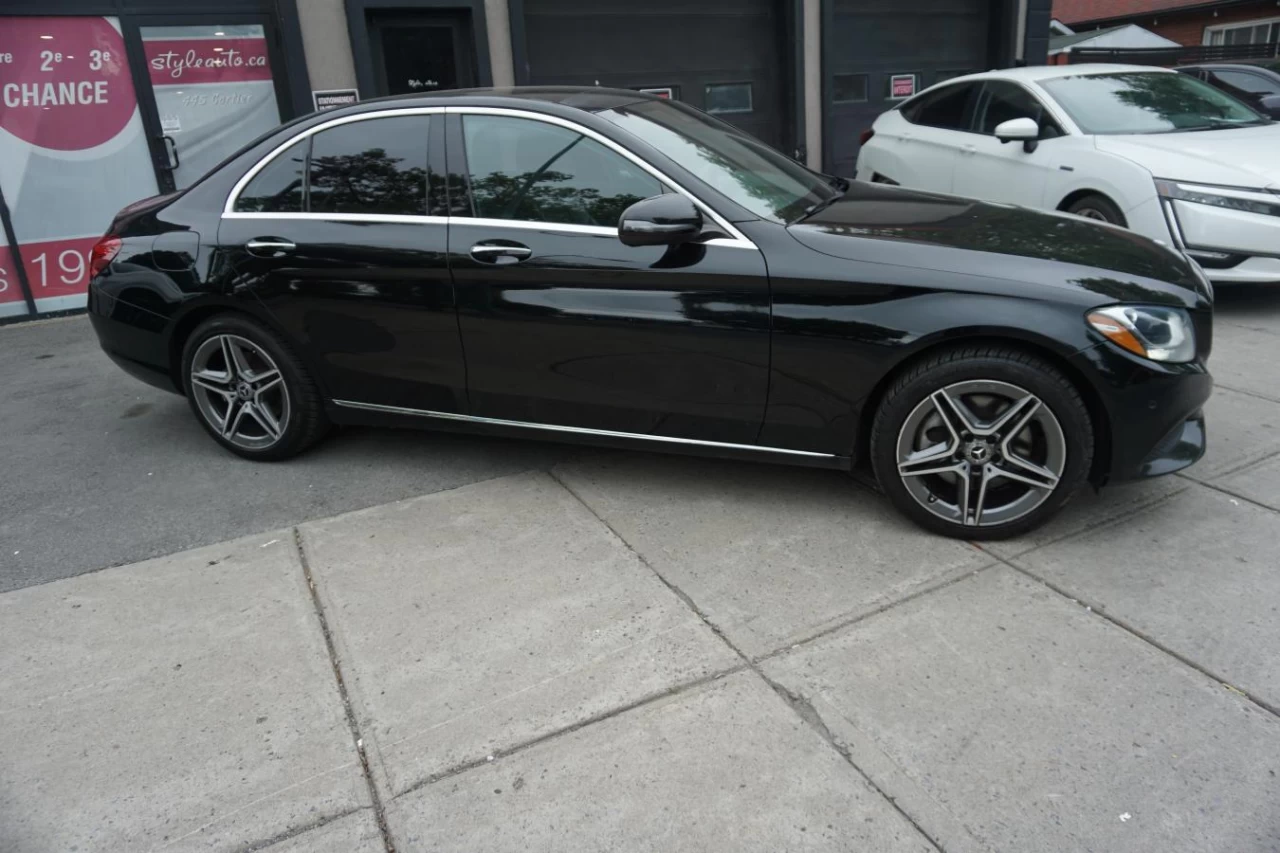 2016 Mercedes-Benz C300 C 300 4MATIC Sedan Leather sun roof Nav Image principale