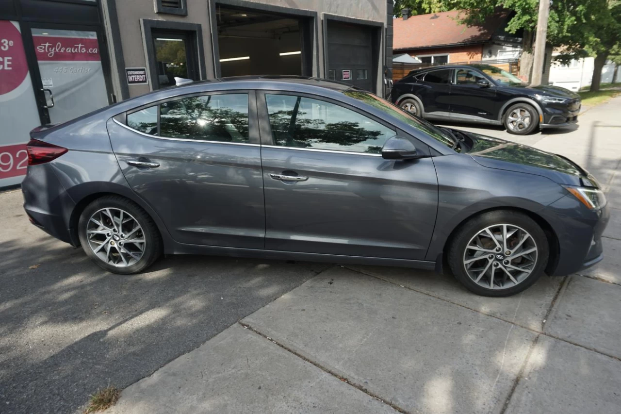 2020 Hyundai Elantra Ultimate IVT Leather Roof Cam Nav Image principale