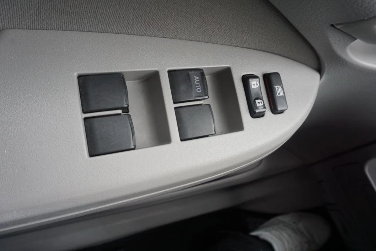 2013 Toyota Corolla Auto CE Fully loaded A/C Main Image