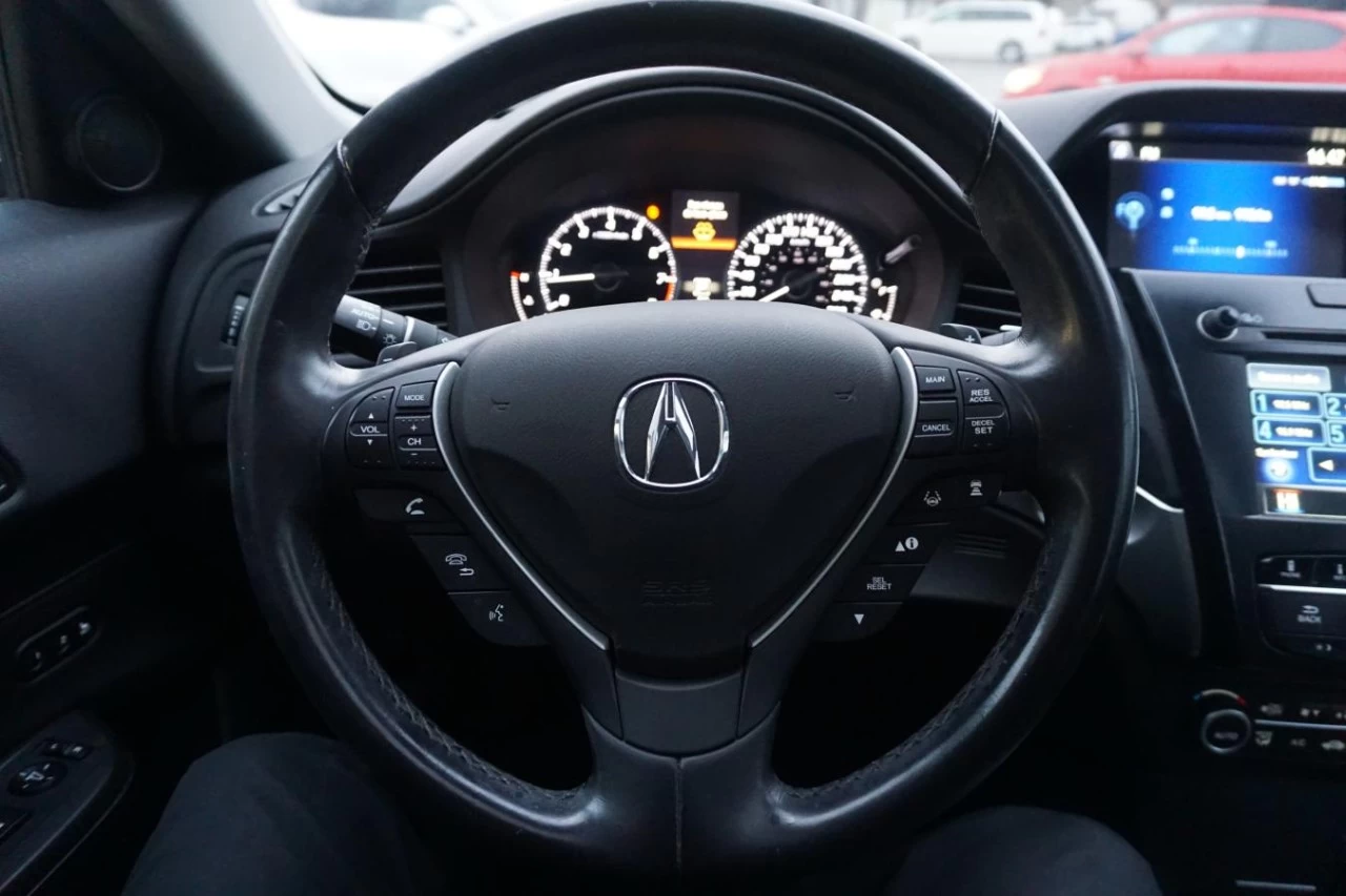 2017 Acura ILX Automatic with Technology Package fully loaded Main Image