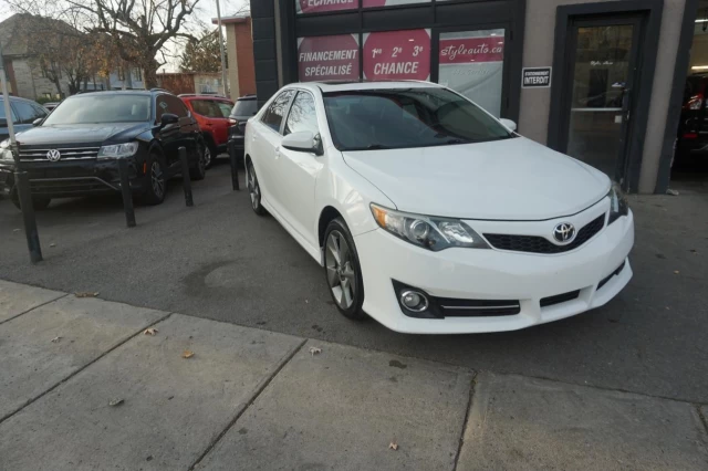 Toyota Camry V6 Auto SE Leather Roof Cam Nav 2012