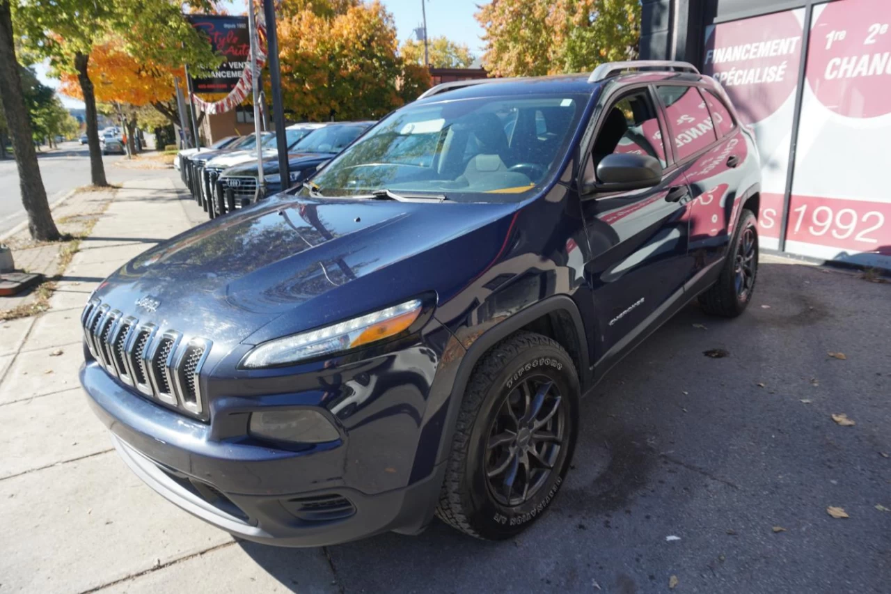 2015 Jeep Cherokee 4WD SPORT FULLY LOADED CAMERA Main Image