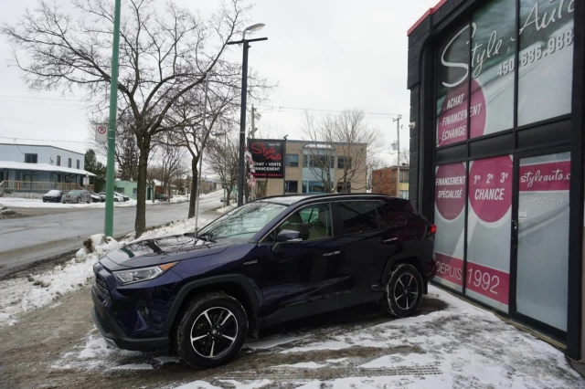 Toyota RAV4 Hybrid Limited AWD 2019