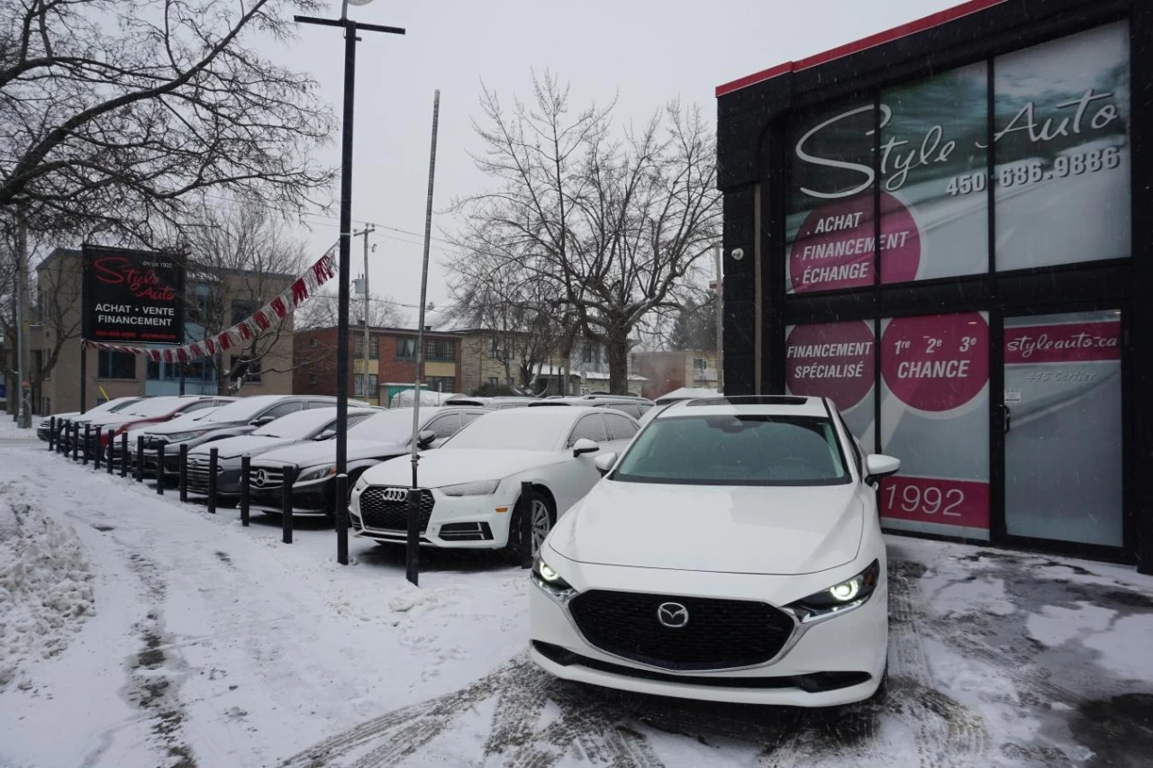 2019 Mazda Mazda3 GT AUT LEATHER CAM ROOF NAV Main Image