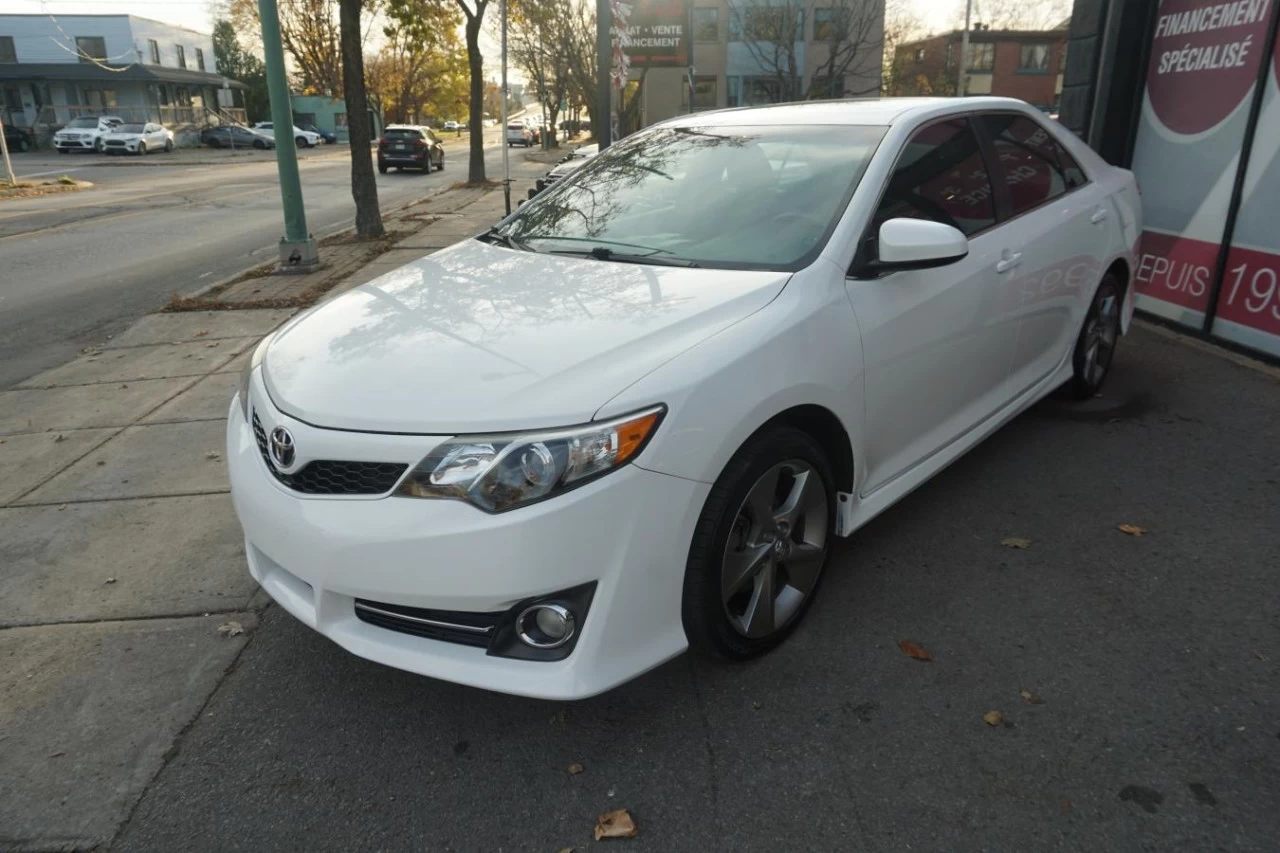 2012 Toyota Camry V6 Auto SE Leather Roof Cam Nav Image principale