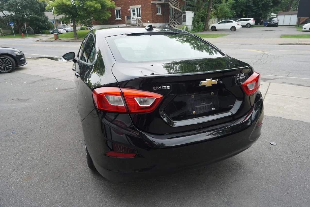 2018 Chevrolet Cruze LT 1.4 Liters (Automatic) Fully Loaded Image principale