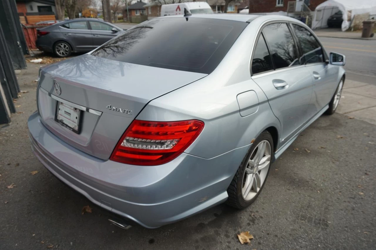 2013 Mercedes-Benz C300 C 300 4MATIC Leather Roof Image principale