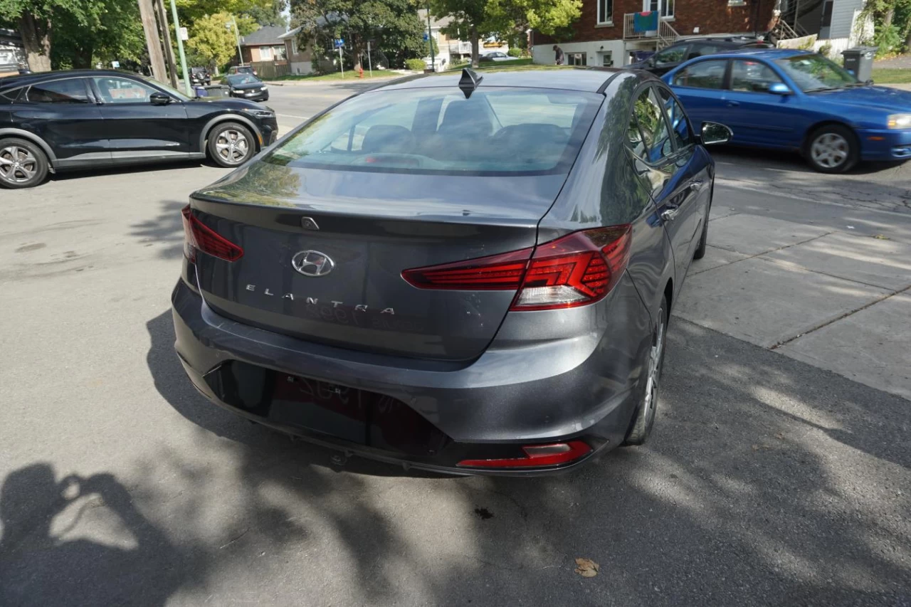 2020 Hyundai Elantra Ultimate IVT Leather Roof Cam Nav Image principale