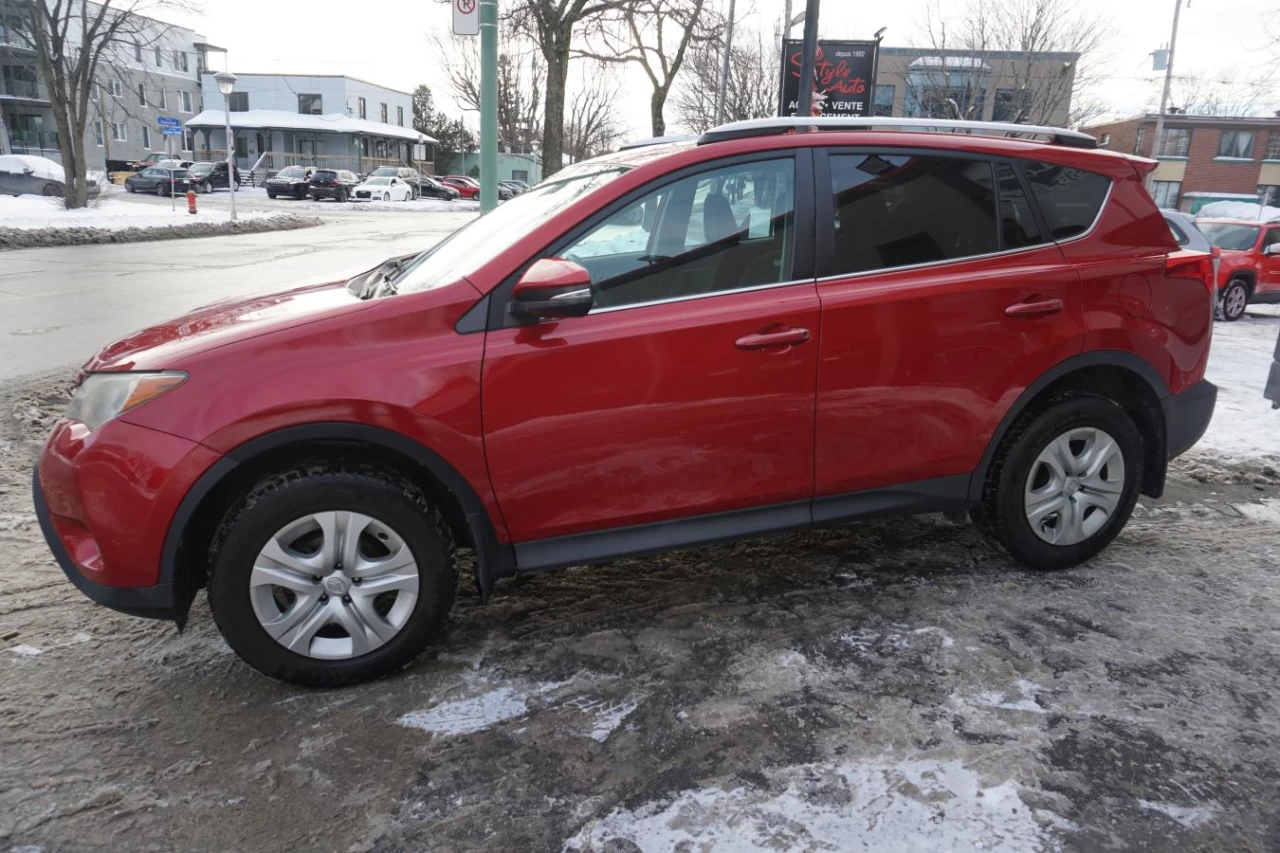 2015 Toyota RAV4 FWD LE TOUT ÉQUIPÉ Image principale