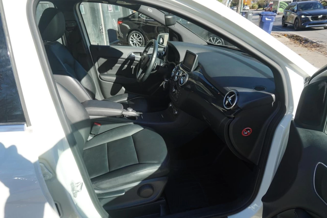 2013 Mercedes-Benz B-Class B 250 Sports Tourer HatchbackLeather Roof Nav Cam Image principale