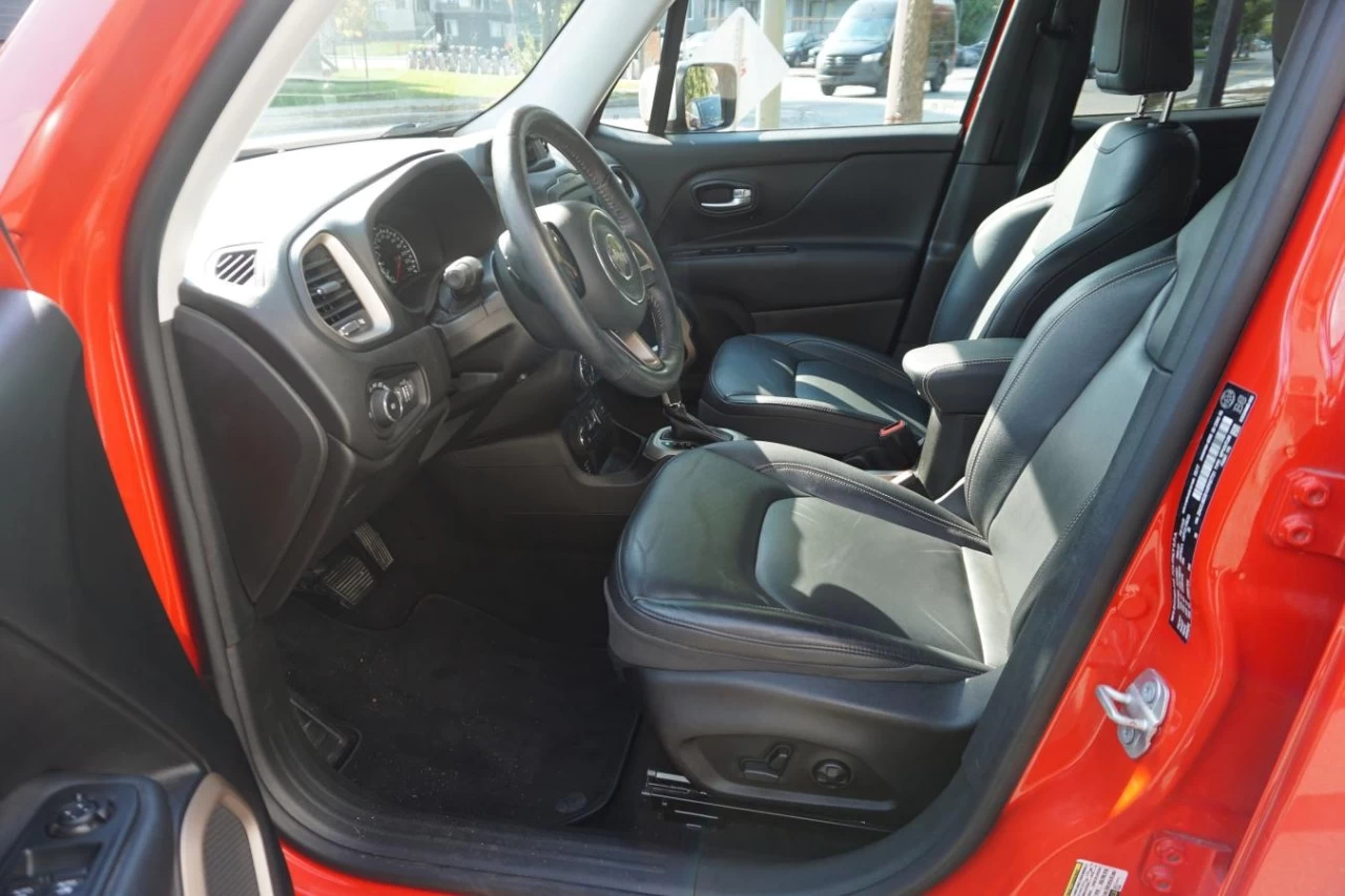 2017 Jeep Renegade 4WD LIMITED FULLY LOADED ROOF CAM NAV Image principale