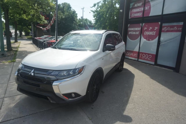 Mitsubishi Outlander SEL S-AWC Fully Loaded 7 passengers Sun Roof Cam 2020