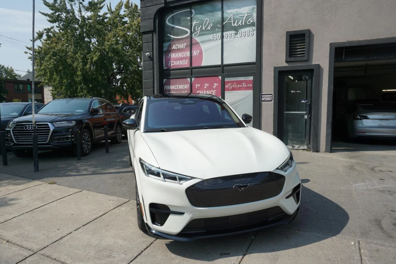 2021 Ford Mustang Mach-E GT Performance Edition AWD Leather roof Cam Nav Image principale