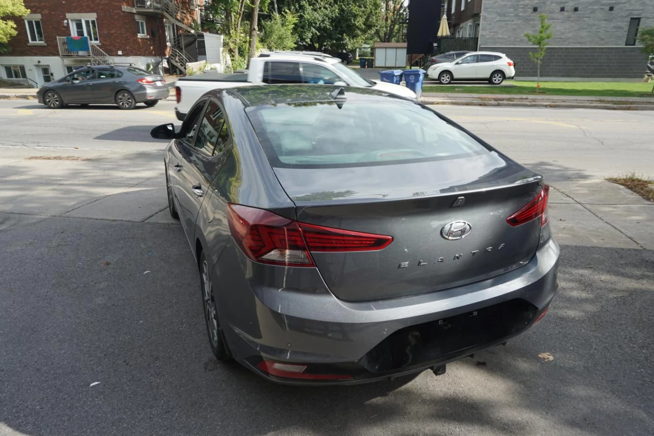 2020 Hyundai Elantra Ultimate IVT Leather Roof Cam Nav Image principale