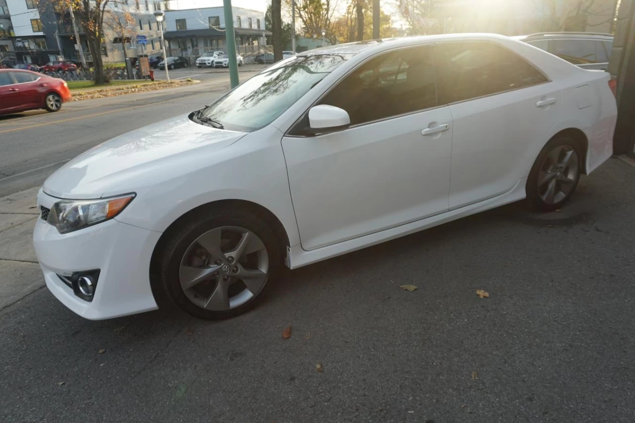 2012 Toyota Camry V6 Auto SE Leather Roof Cam Nav Image principale