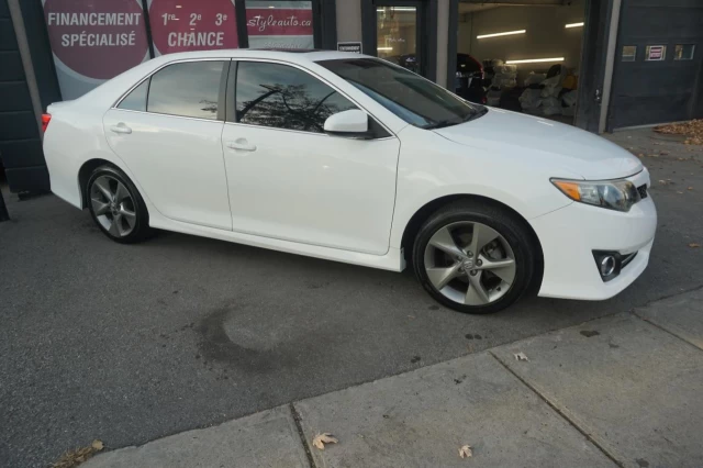 Toyota Camry V6 Auto SE Leather Roof Cam Nav 2012