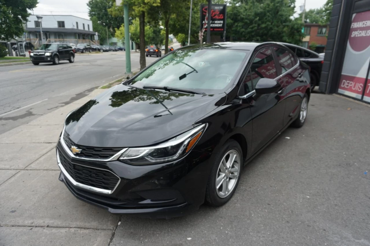 2018 Chevrolet Cruze LT 1.4 Liters (Automatic) Fully Loaded Image principale