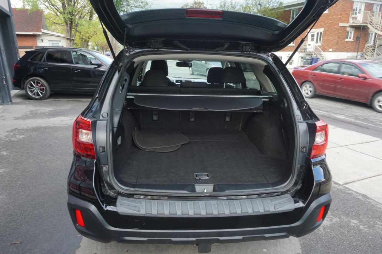 2018 Subaru Outback 2.5i Touring Fully Loaded 4x4 roof Camera Main Image