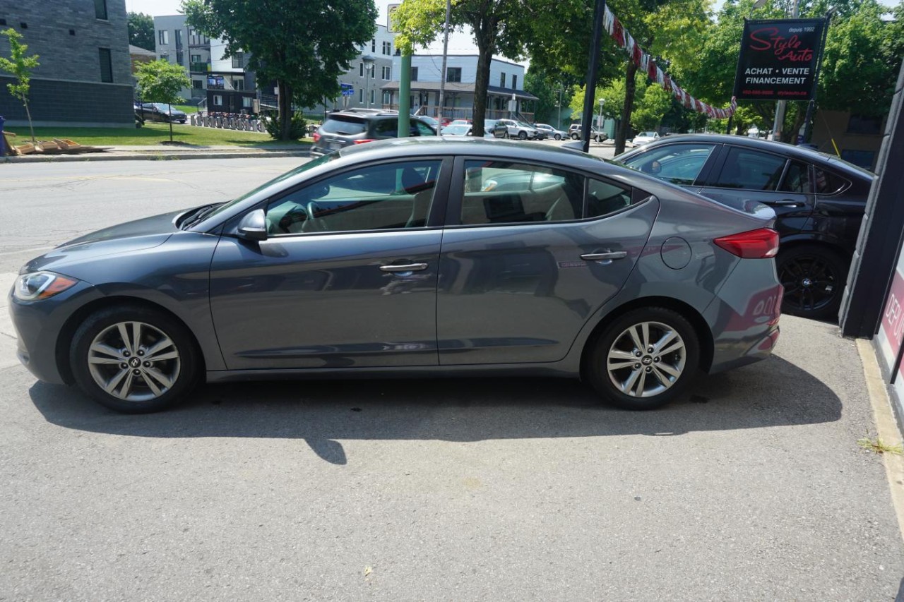 2017 Hyundai Elantra Sdn Auto GL Fully Loaded Cam Mags Main Image