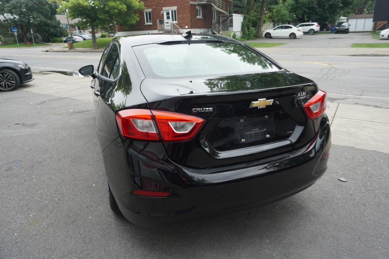 2018 Chevrolet Cruze LT 1.4 Liters (Automatic) Fully Loaded Main Image