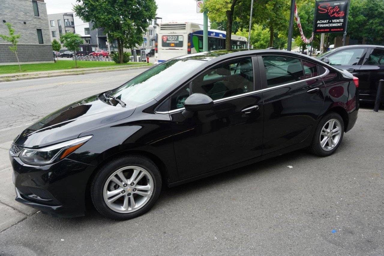 2018 Chevrolet Cruze LT 1.4 Liters (Automatic) Fully Loaded Main Image