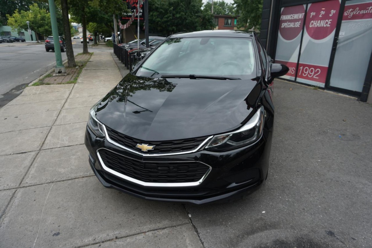 2018 Chevrolet Cruze LT 1.4 Liters (Automatic) Fully Loaded Main Image