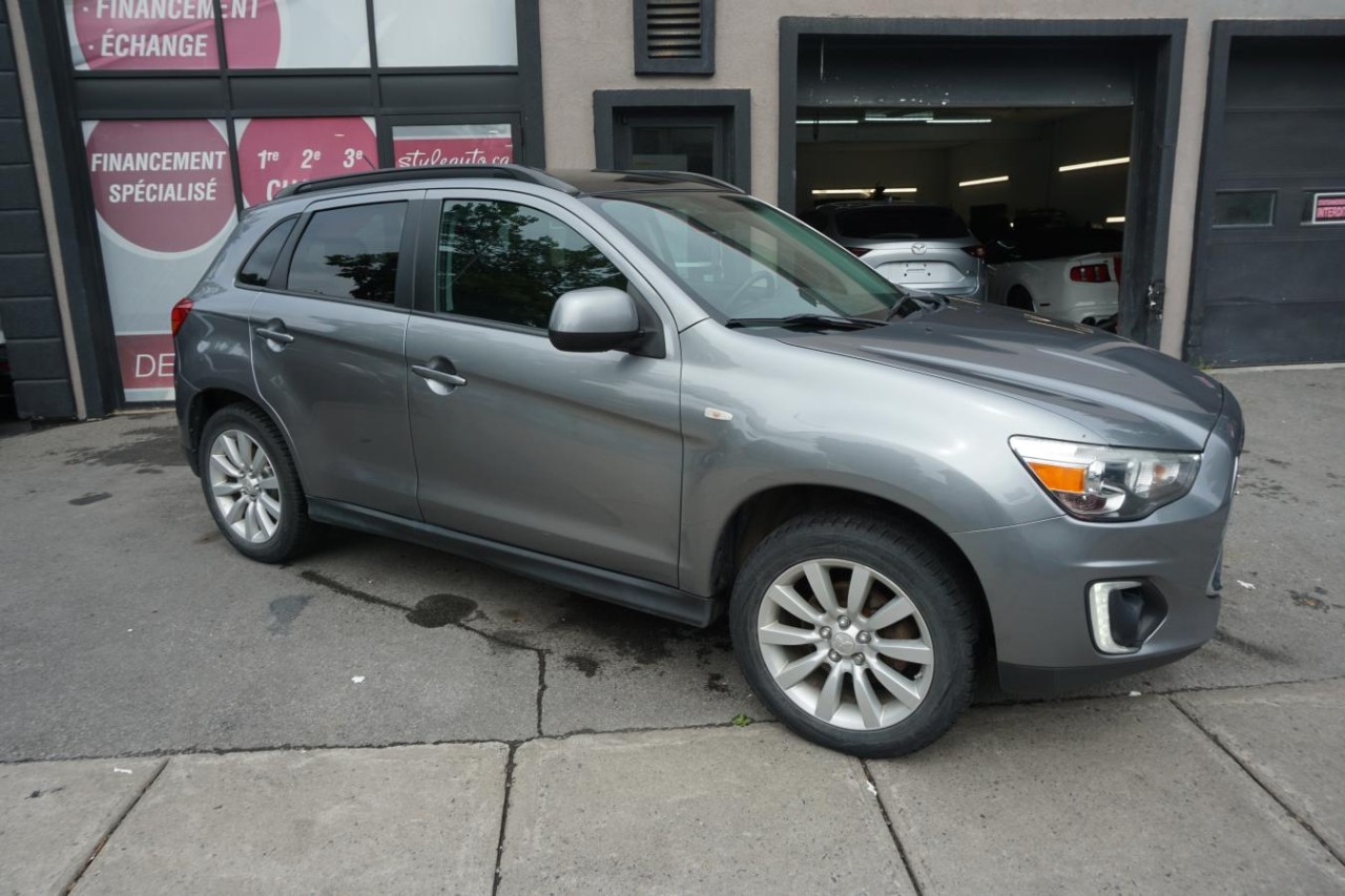 2015 Mitsubishi RVR AWD CVT SE CAMERA SUN ROOF PANO Image principale