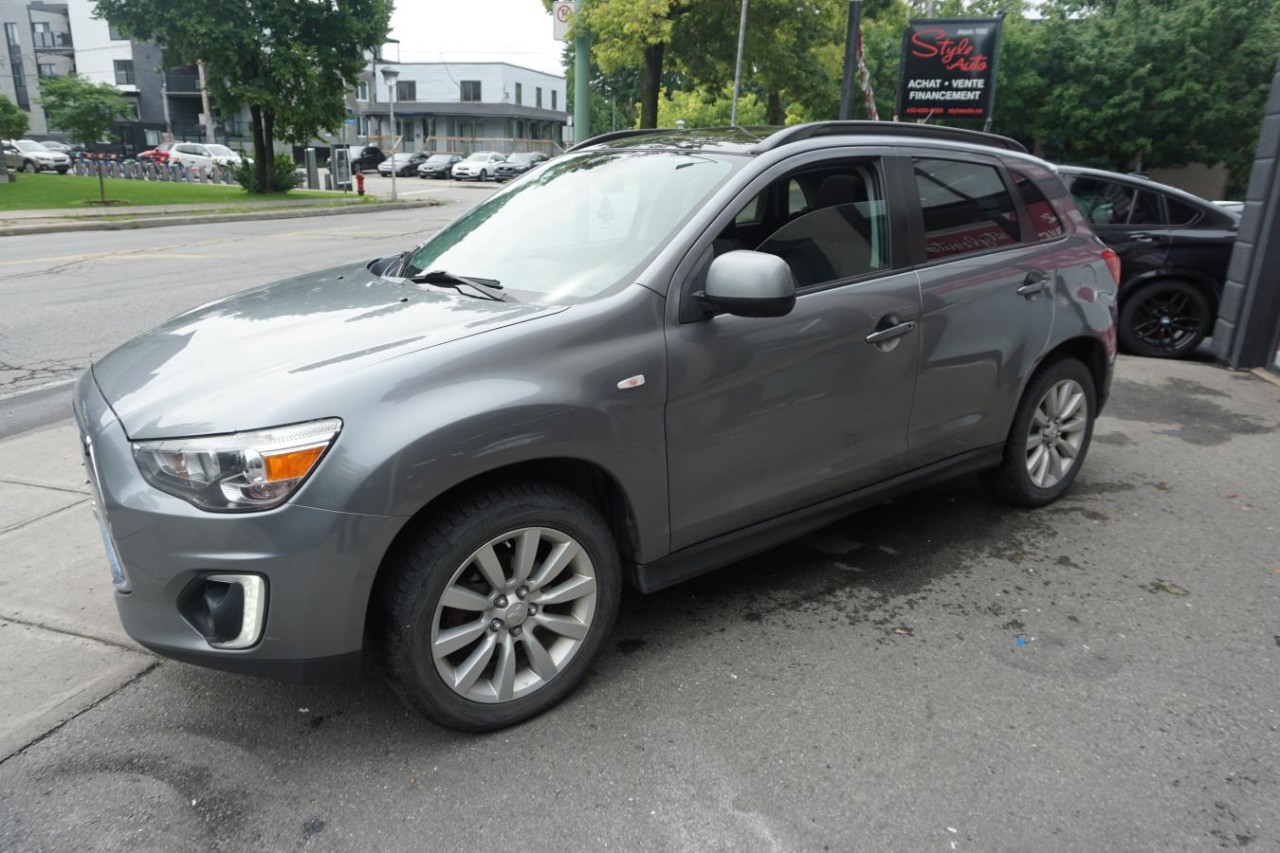 2015 Mitsubishi RVR AWD CVT SE CAMERA SUN ROOF PANO Main Image