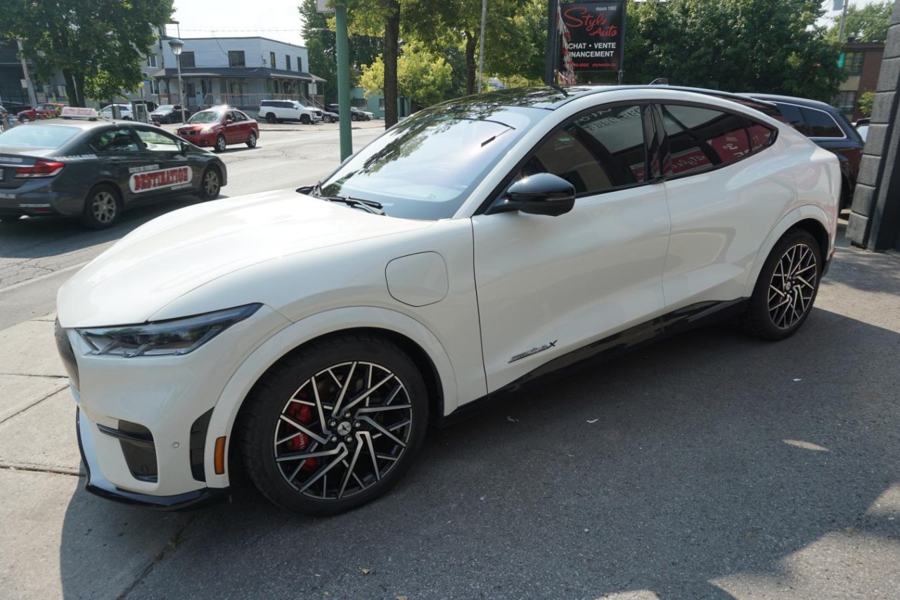 2021 Ford Mustang Mach-E GT Performance Edition AWD Leather roof Cam Nav Image principale