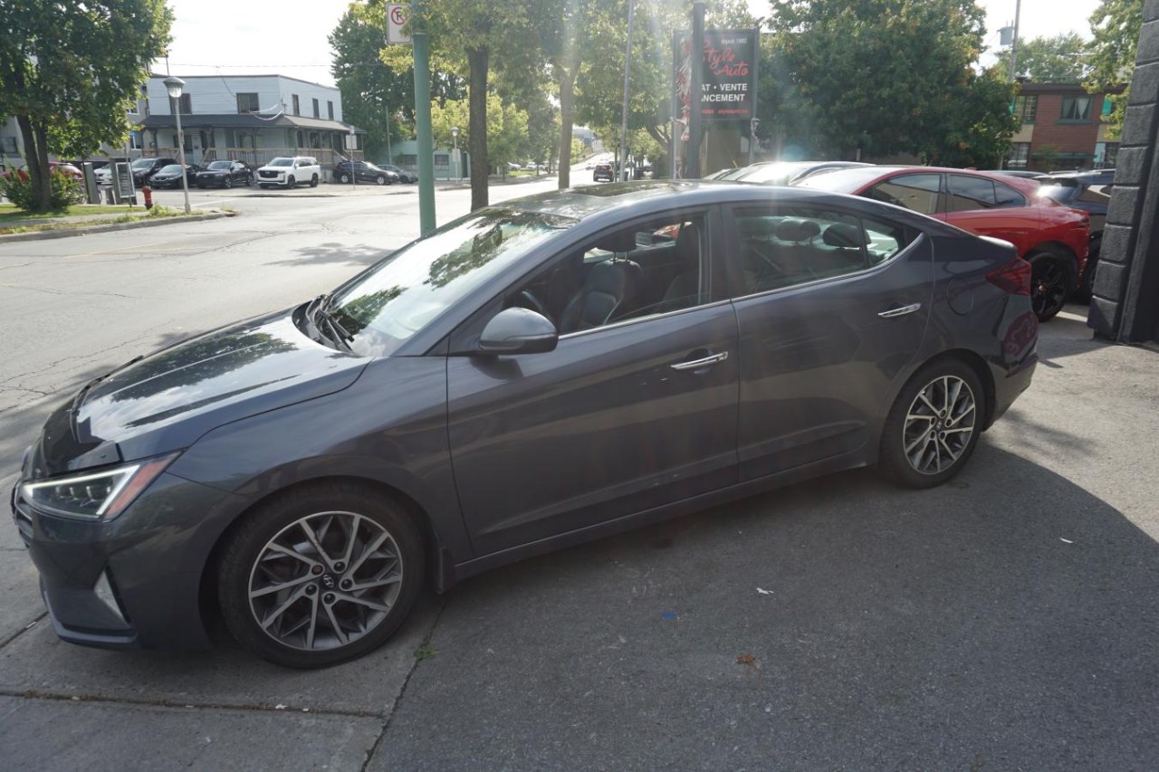 2020 Hyundai Elantra Ultimate IVT Leather Roof Cam Nav Image principale